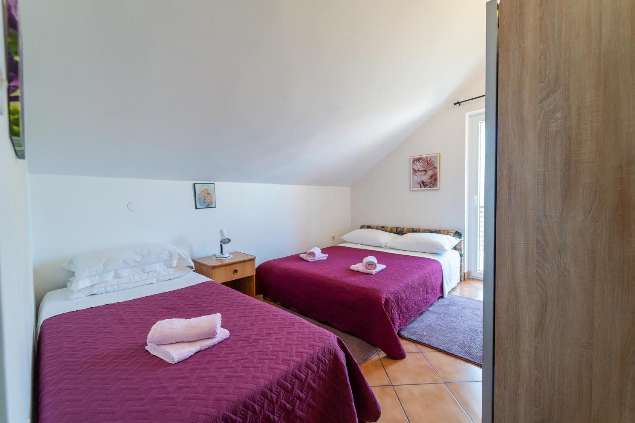 Apartment Nada Petrcane Exteriör bild